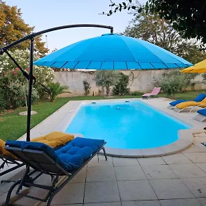Maisonnette Avec Piscine La Picholine Appartement Châteaurenard
